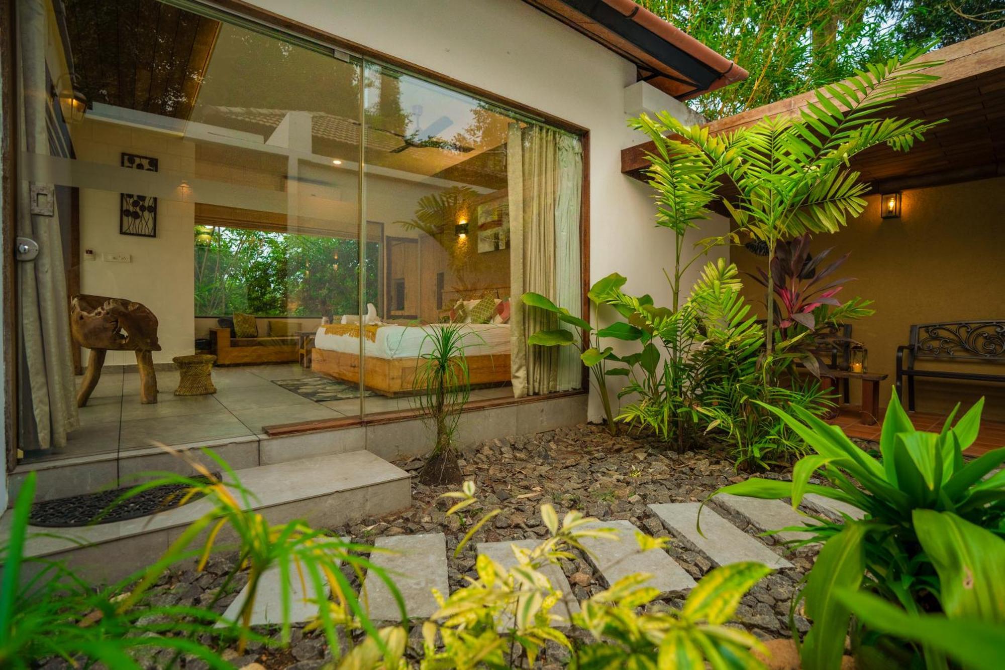 Le Candles Resort Kozhikode Dış mekan fotoğraf